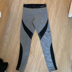 Nike Pro HyperWarm Leggings